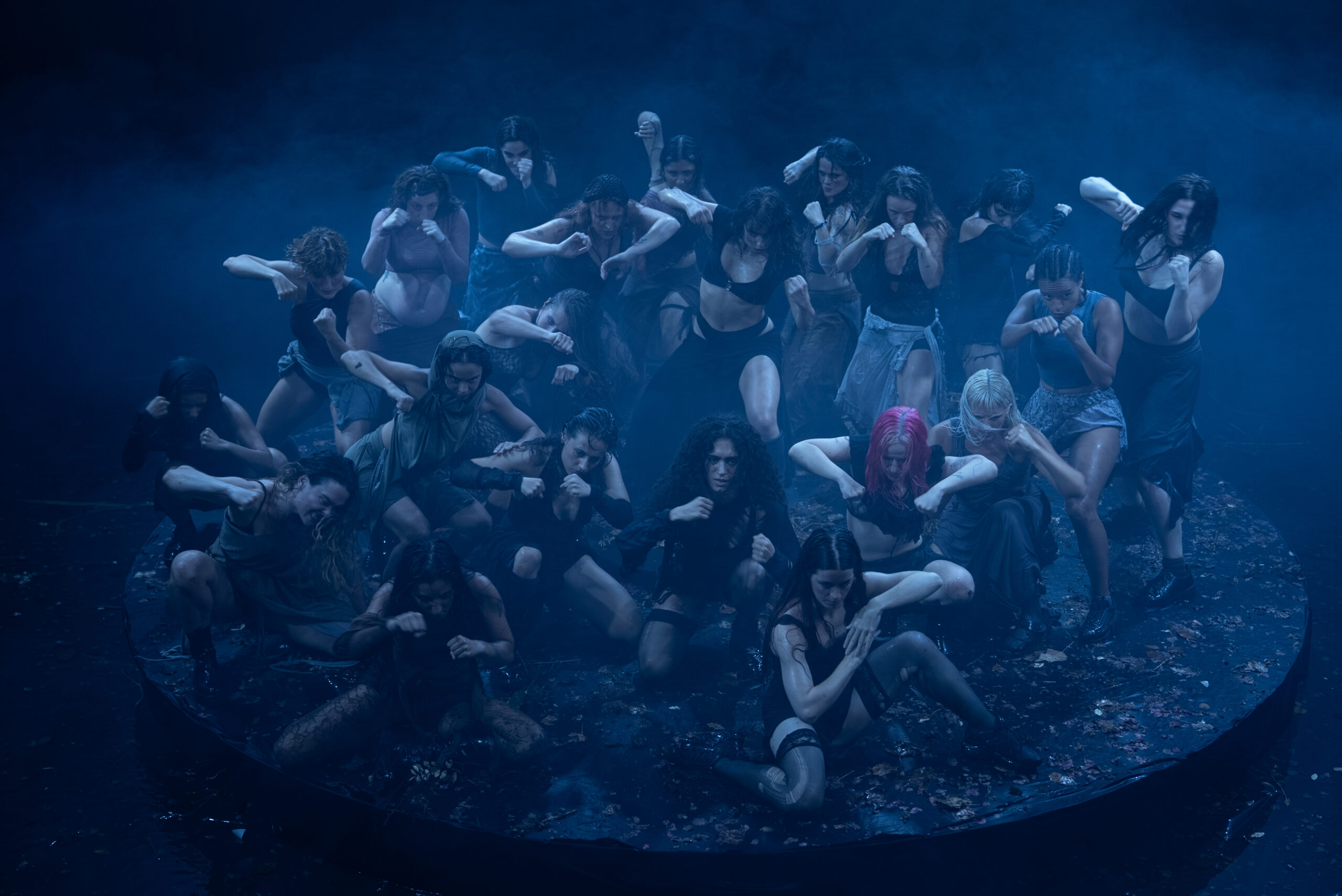 Formación regular en Barcelona GRUPO LUNA - Imagen 2